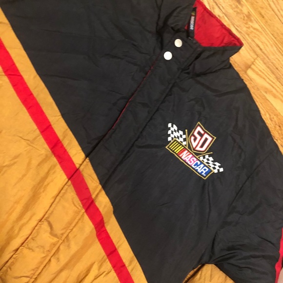 Vintage NASCAR Jacket - Picture 4 of 4